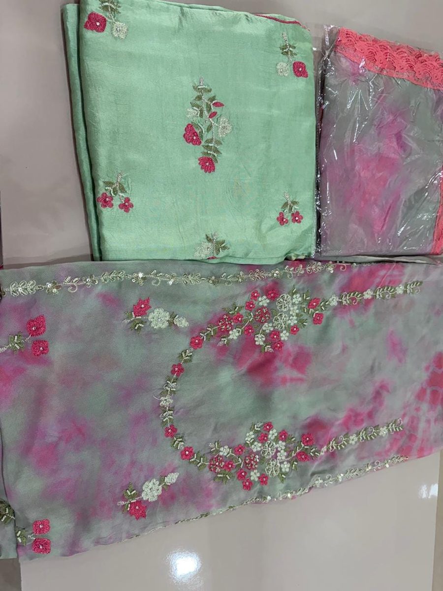 Handwork embroidered suit
